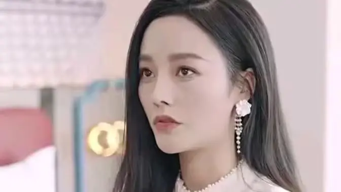 《亲吻月亮》：少女心炸裂！这电影甜到掉牙，但就是忍不住想看！